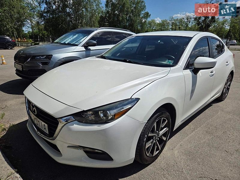 Седан Mazda 3 2016 в Полтаве
