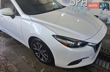Седан Mazda 3 2016 в Полтаве