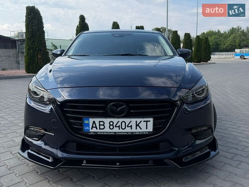 Седан Mazda 3 2018 в Виннице фото Седан Mazda 3 2018 в Виннице