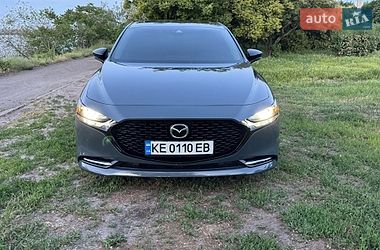Седан Mazda 3 2022 в Днепре