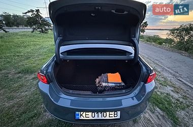 Седан Mazda 3 2022 в Днепре