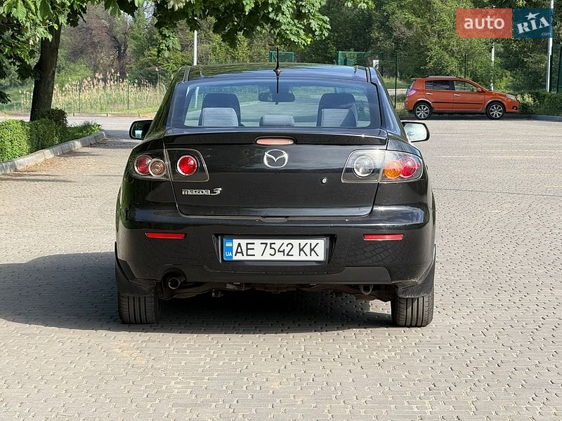 Седан Mazda 3 2007 в Каменском