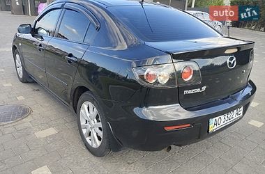 Седан Mazda 3 2007 в Ужгороде