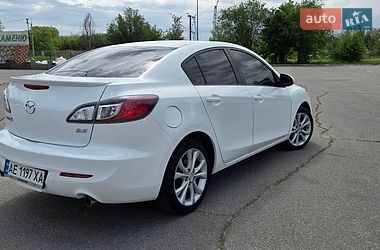 Седан Mazda 3 2010 в Днепре