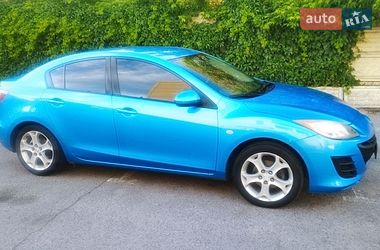 Седан Mazda 3 2010 в Дніпрі