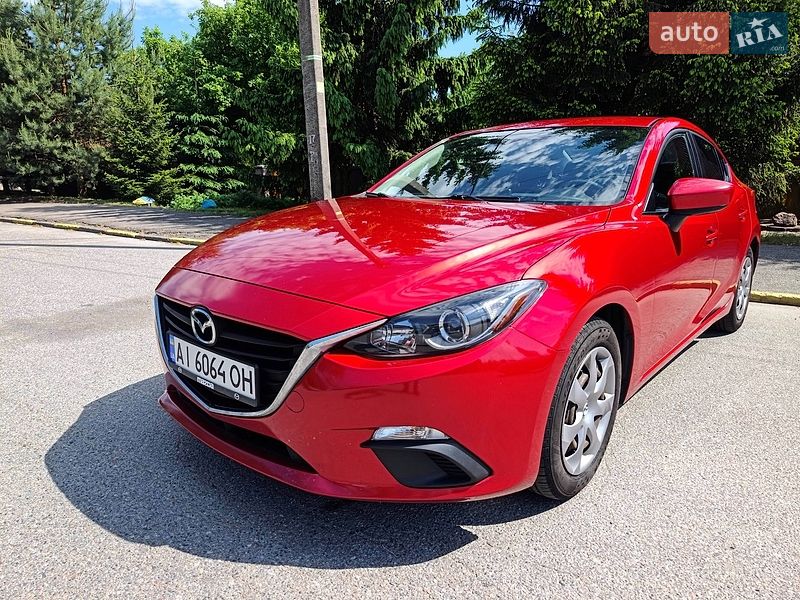 Седан Mazda 3 2016 в Киеве