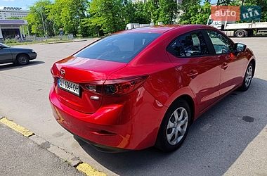 Седан Mazda 3 2016 в Киеве