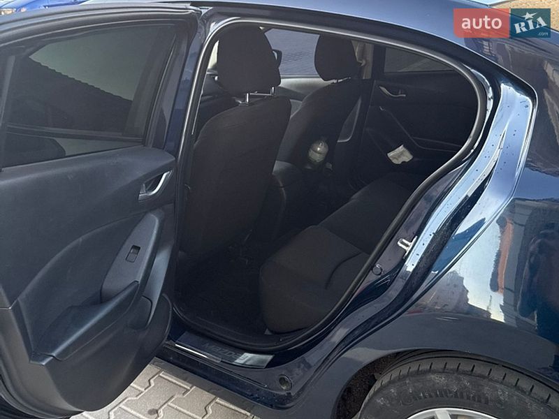 Седан Mazda 3 2014 в Белой Церкви