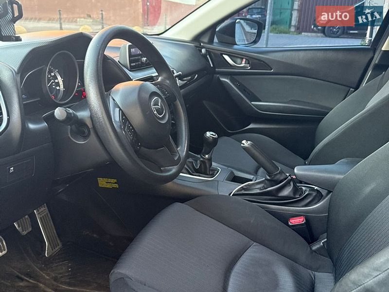 Седан Mazda 3 2014 в Белой Церкви