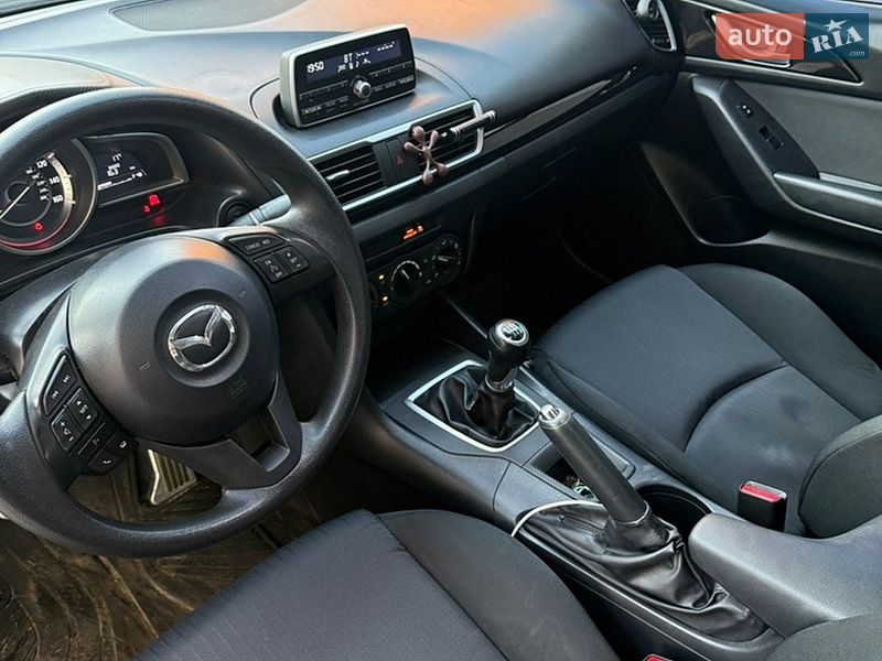 Седан Mazda 3 2014 в Белой Церкви