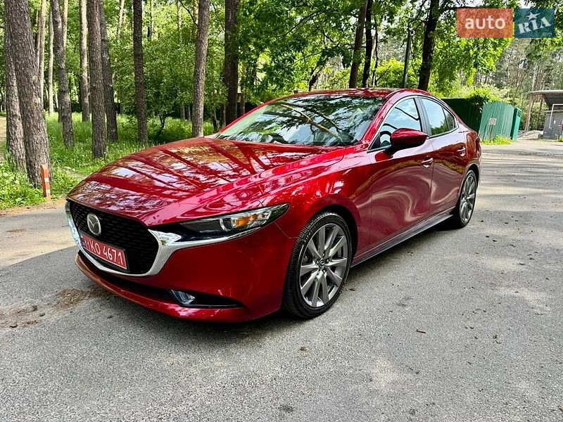 Седан Mazda 3 2019 в Киеве