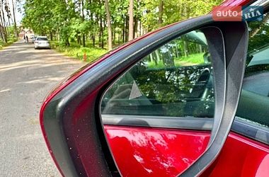 Седан Mazda 3 2019 в Киеве