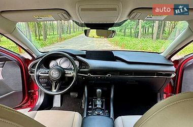 Седан Mazda 3 2019 в Киеве