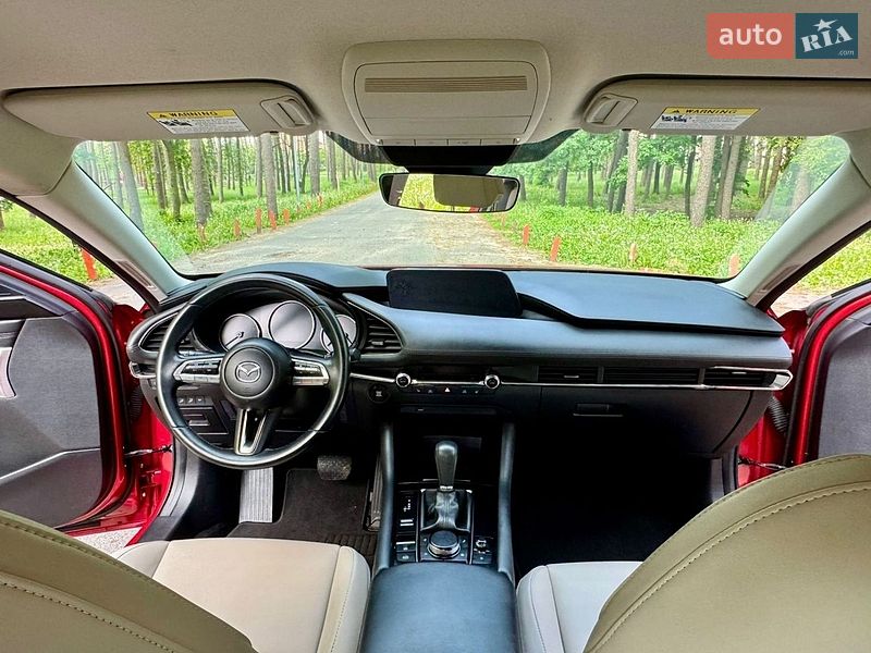 Седан Mazda 3 2019 в Киеве