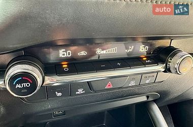 Седан Mazda 3 2019 в Киеве