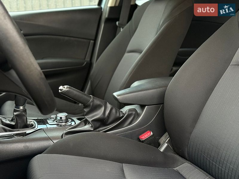 Хетчбек Mazda 3 2014 в Вінниці