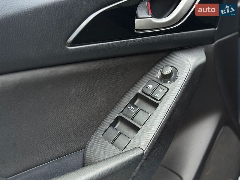 Хетчбек Mazda 3 2014 в Вінниці