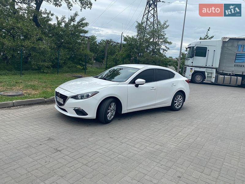 Mazda 3 2016