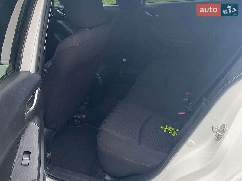 Седан Mazda 3 2016 в Самарі