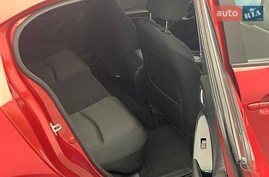 Хэтчбек Mazda 3 2017 в Киеве