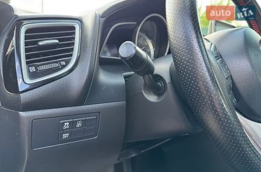 Седан Mazda 3 2013 в Виннице