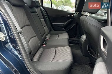 Седан Mazda 3 2013 в Киеве