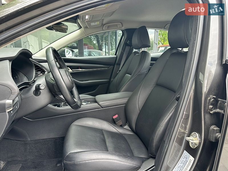 Седан Mazda 3 2020 в Києві