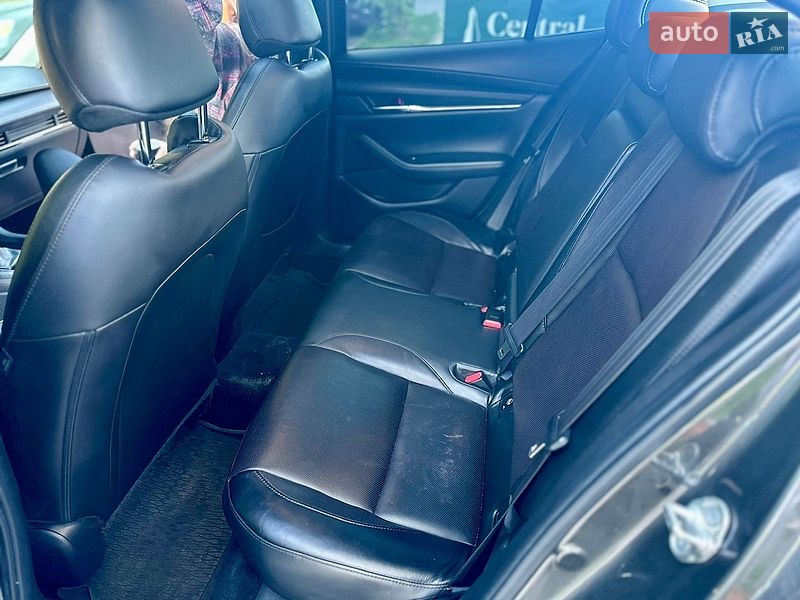 Седан Mazda 3 2020 в Києві