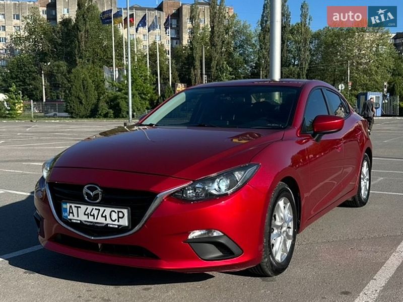 Седан Mazda 3 2015 в Ивано-Франковске
