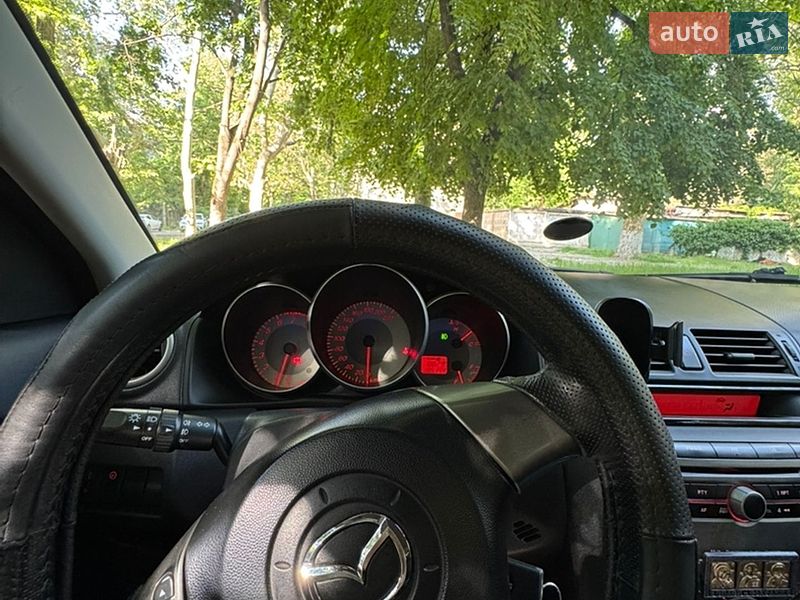 Седан Mazda 3 2006 в Одессе