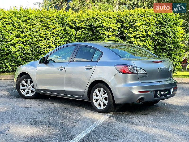 Седан Mazda 3 2013 в Києві
