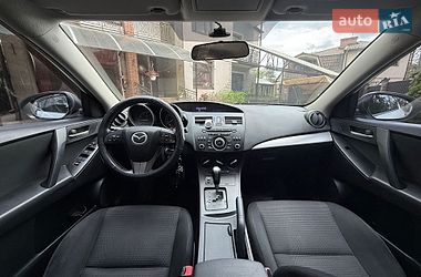 Седан Mazda 3 2011 в Львові