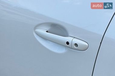 Седан Mazda 3 2018 в Одесі
