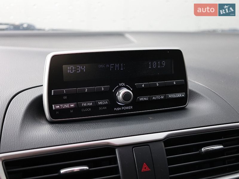 Седан Mazda 3 2014 в Киеве