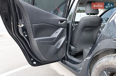 Седан Mazda 3 2014 в Киеве