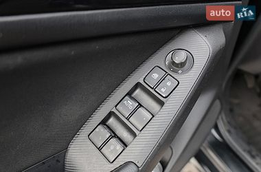 Седан Mazda 3 2014 в Киеве