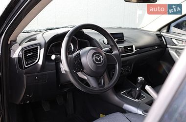 Седан Mazda 3 2014 в Киеве