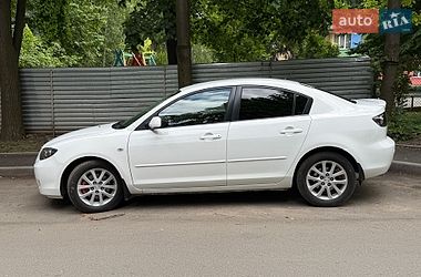 Седан Mazda 3 2008 в Черновцах