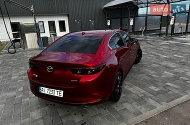 Седан Mazda 3 2020 в Киеве
