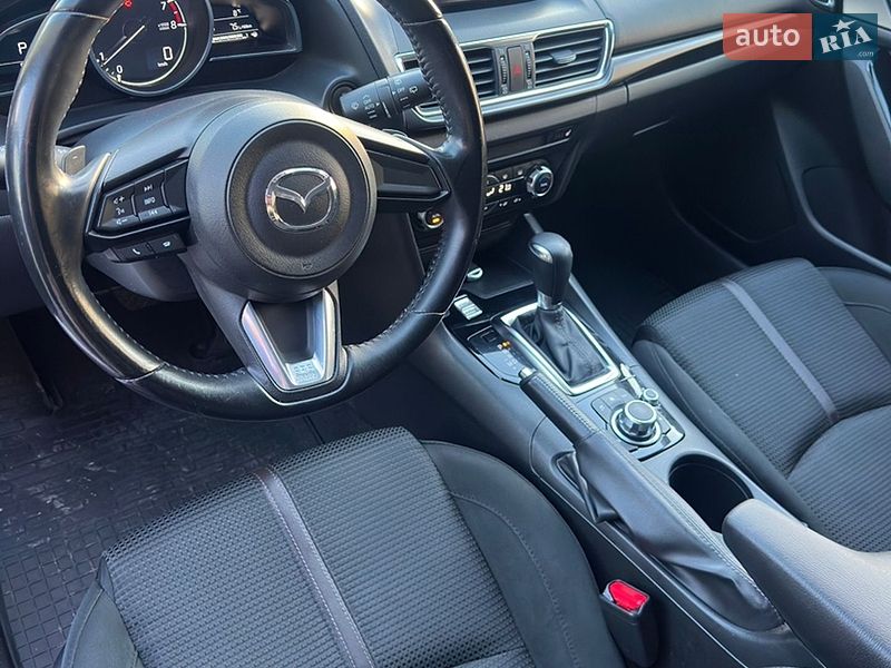 Хетчбек Mazda 3 2017 в Києві