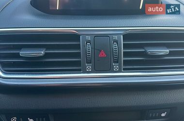 Хетчбек Mazda 3 2017 в Києві