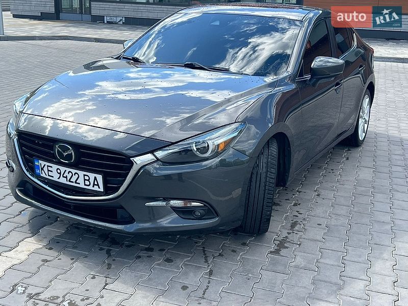 Седан Mazda 3 2017 в Кривому Розі