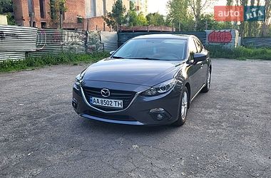 Седан Mazda 3 2015 в Полтаве