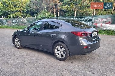 Седан Mazda 3 2015 в Полтаве