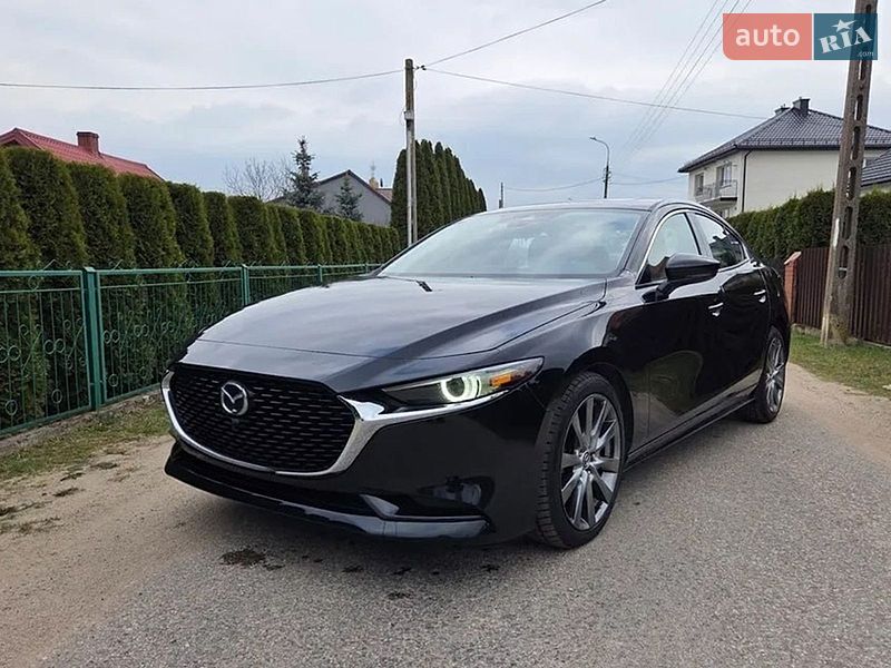 Седан Mazda 3 2022 в Львові