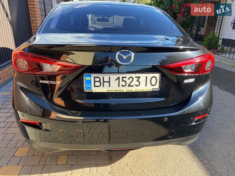 Седан Mazda 3 2018 в Одесі