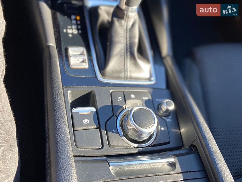 Седан Mazda 3 2018 в Одесі