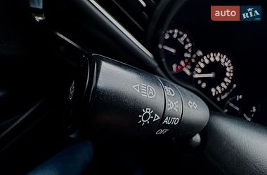 Седан Mazda 3 2020 в Киеве