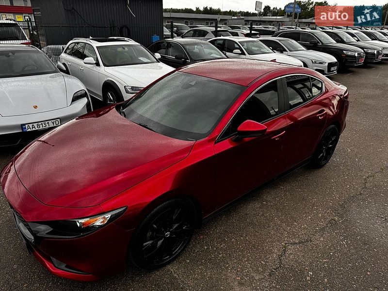 Седан Mazda 3 2020 в Киеве