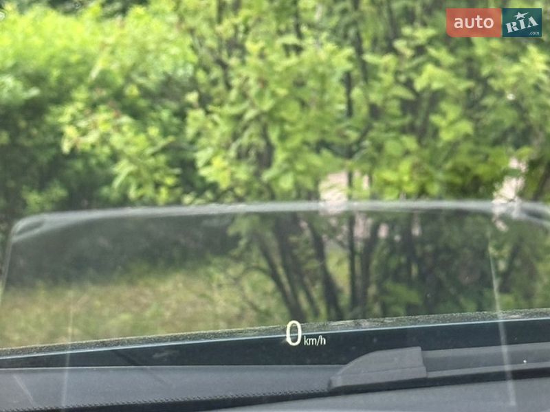 Седан Mazda 3 2017 в Обухові